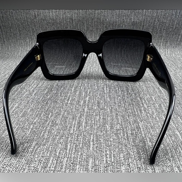 NWT Gucci Black Oversized Square Sunglasses GG0053s - Picture 7 of 10